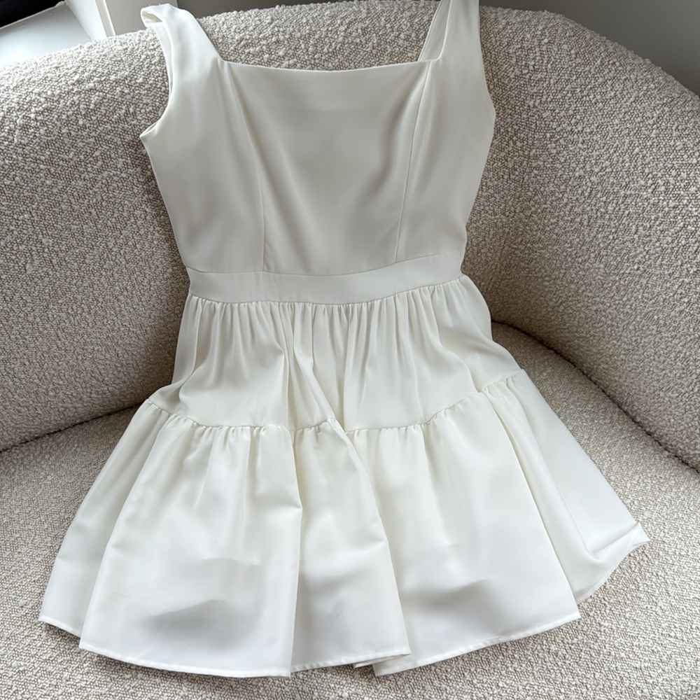 Square Neckline Sleeveless Pleated Mini Dress XS